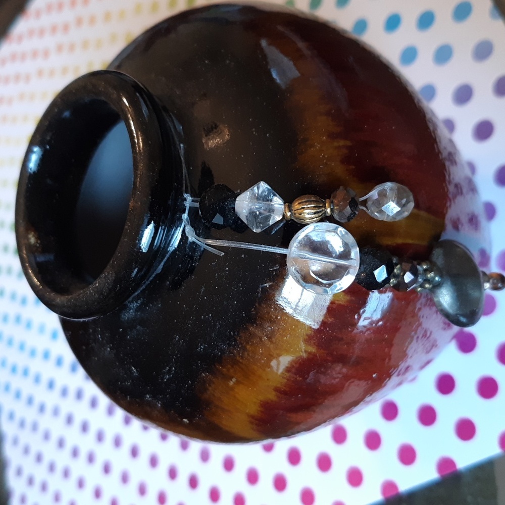 Vase Beads & Charm